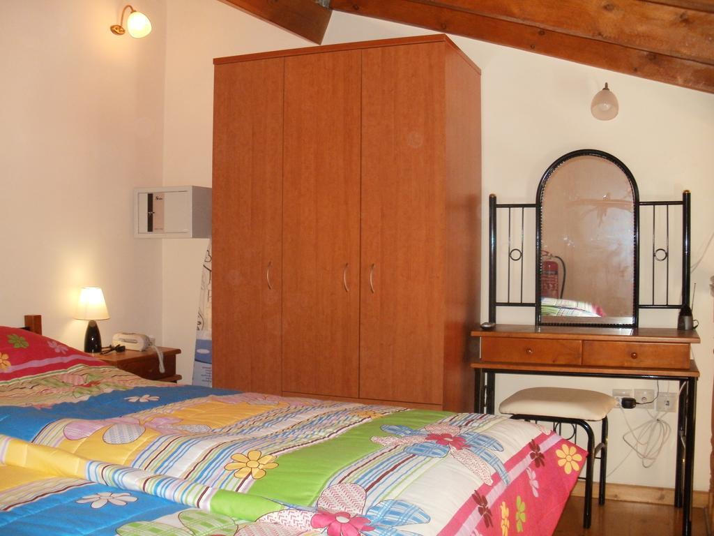 Irene Maisonettes Lägenhet *